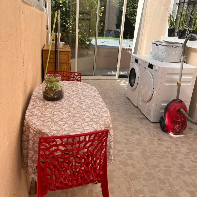 Villa au calme à Grasse avec piscine et spa privée - Villa 3 Chambres - 54