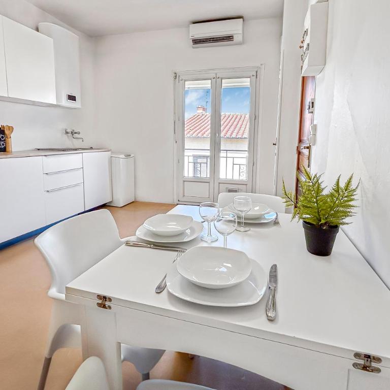T2, Idéal pour explorer Perpignan à pied - 20 min à pied du centre - Appartement 1 Chambre - 5