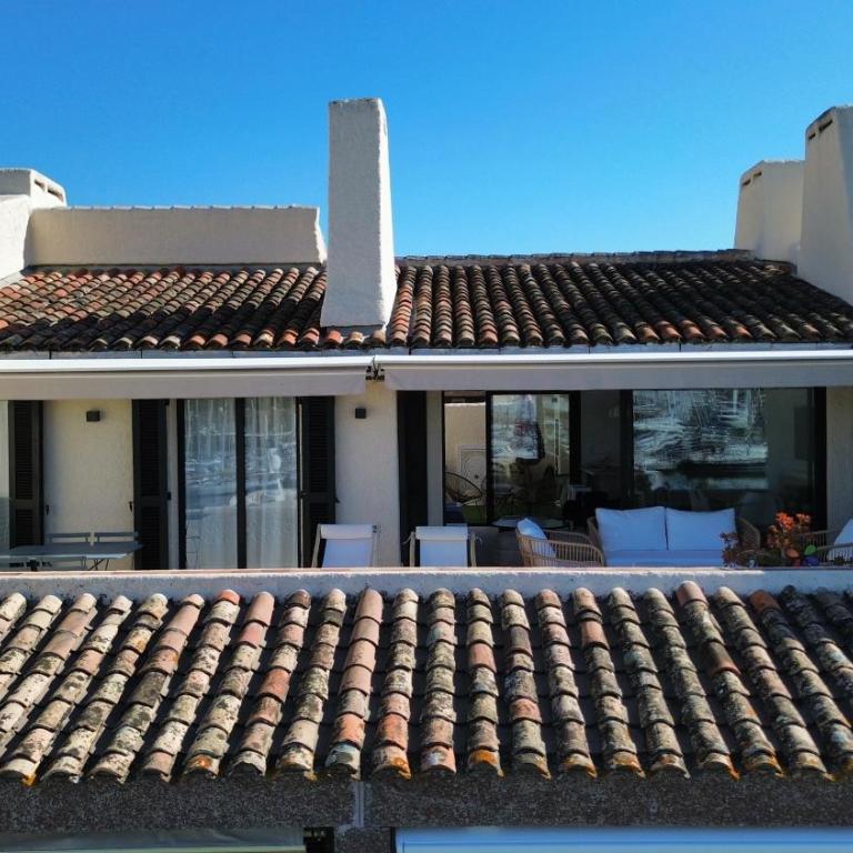 Au cœur d un port by Port Azur Rental - Three-Bedroom Apartment - 17