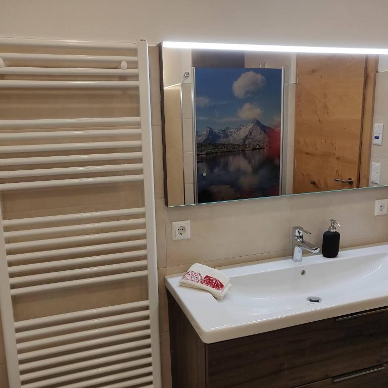 Innertrein - Appartamento con 3 Camere da Letto e Vista Montagna - 2