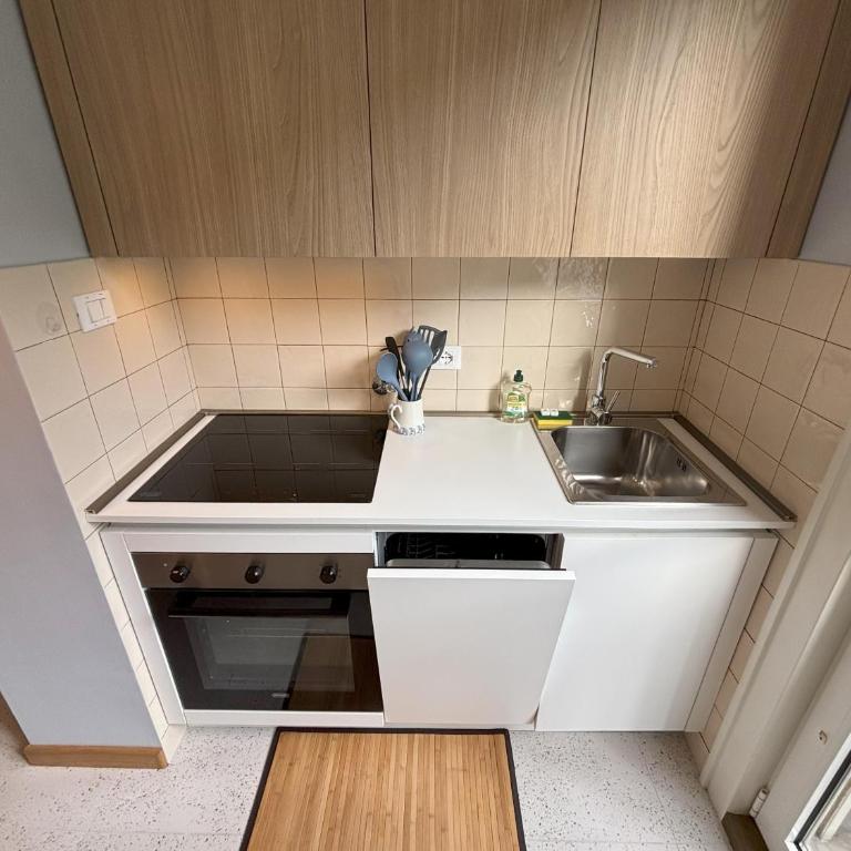 Urban Joy - Appartamento con 2 Camere da Letto - 8