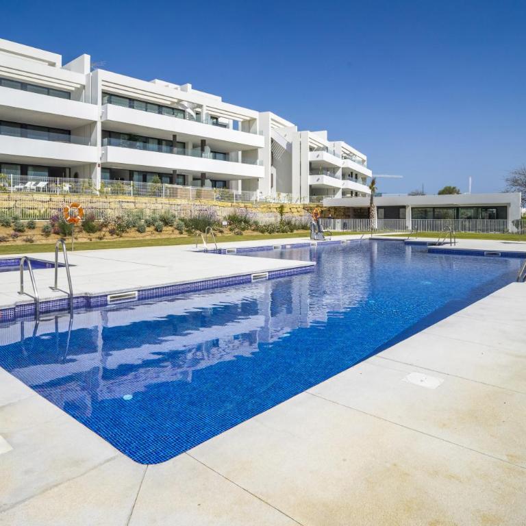 Fabuloso apartamento con jardín privado y jacuzzi. - Apartamento con vistas a la piscina - 32