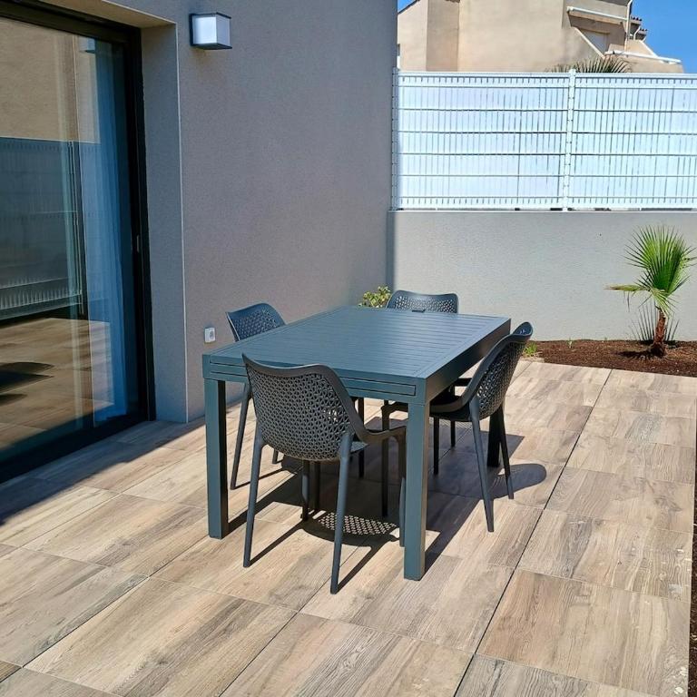 AYAPI - Appartement neuf 3 étoiles avec terrasse et jardin - bord de plage - Appartement 1 Chambre - Vue sur Jardin - 9
