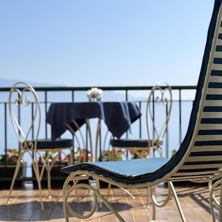 Boutique Hotel Villa Sostaga - Junior Suite con Terrazza e Vista Lago - Villa - 7