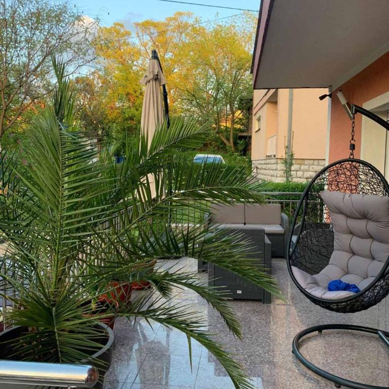 SAN apartmani -U centru - Two-Bedroom Apartment - 12