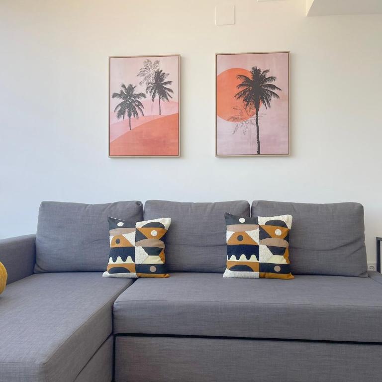 NUEVO, primera linea de playa, con piscina y vistas al mar - Two-Bedroom Apartment - 3