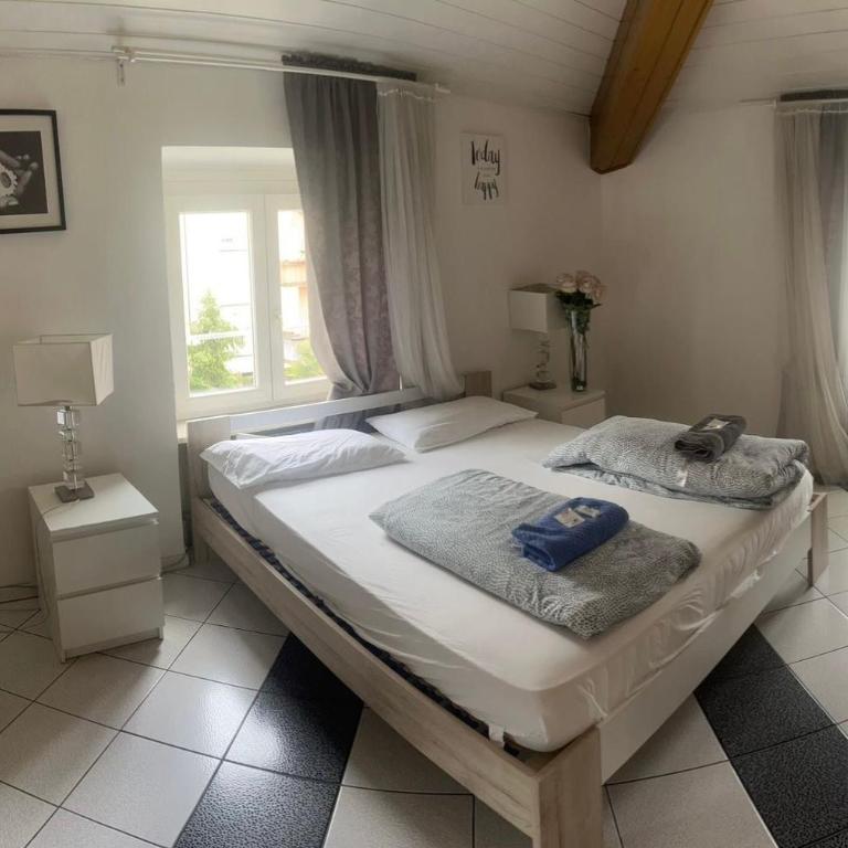 Druso Rooms - Ampia Camera Matrimoniale - 1