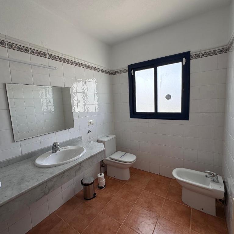 Papagayo House - Three-Bedroom Villa - 12