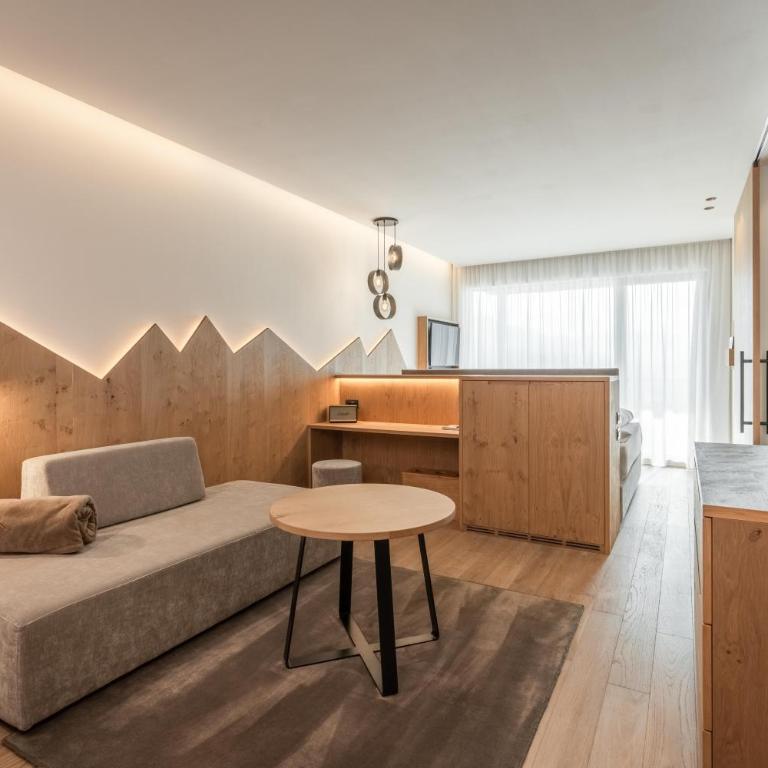 Hotel Hubertus - Suite Deluxe con Vasca Idromassaggio - 1