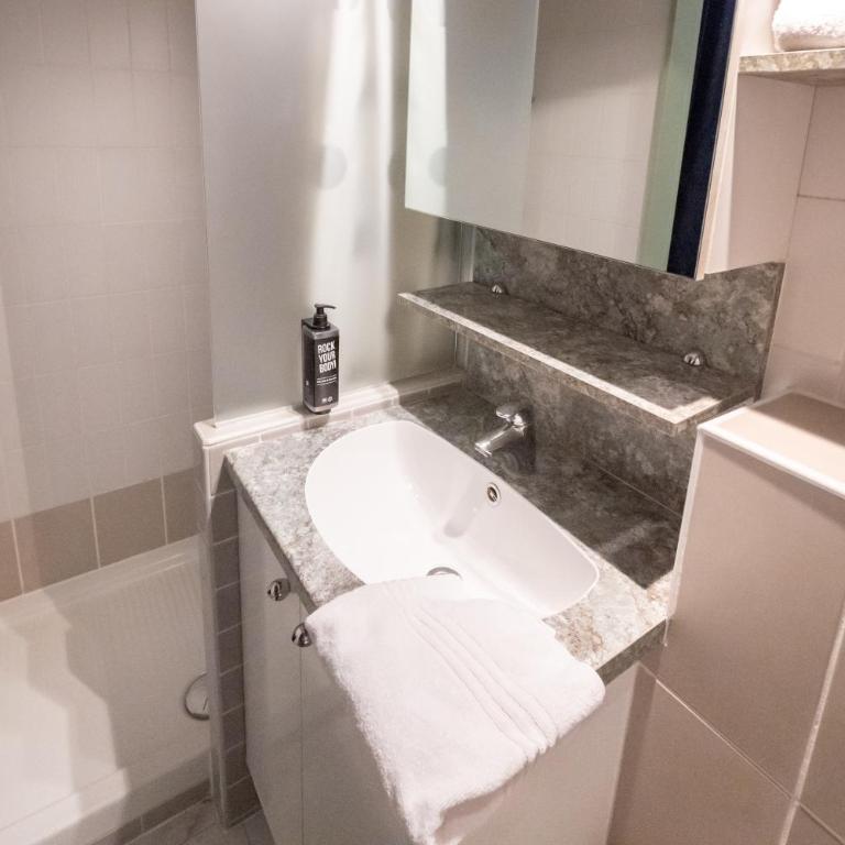 ibis Avignon Centre Pont De L'Europe - Studio - 10