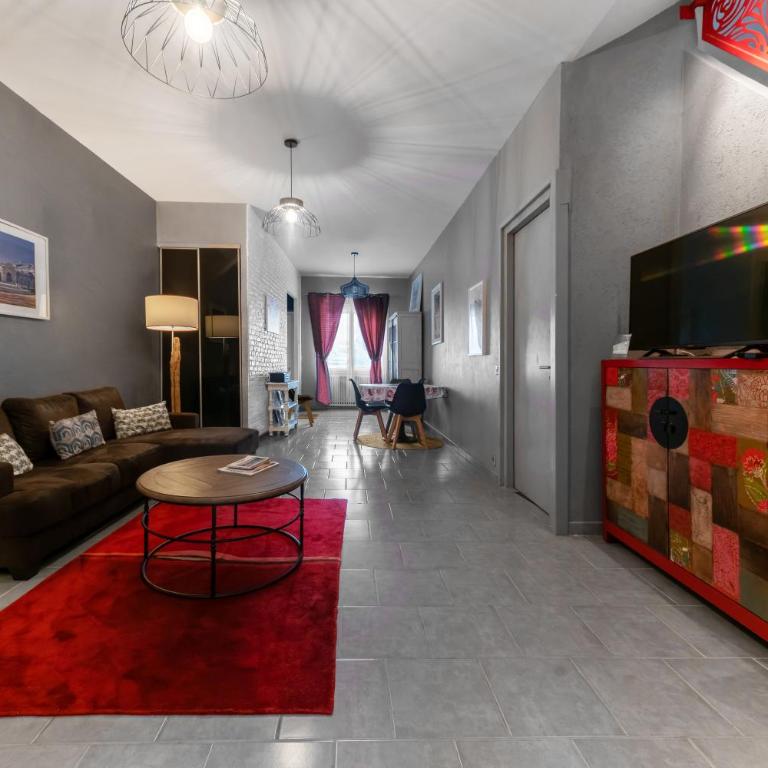 Maison Petillat - Calme en plein centre - 2 chambres 80m2, Wifi - Maison 2 Chambres - 14