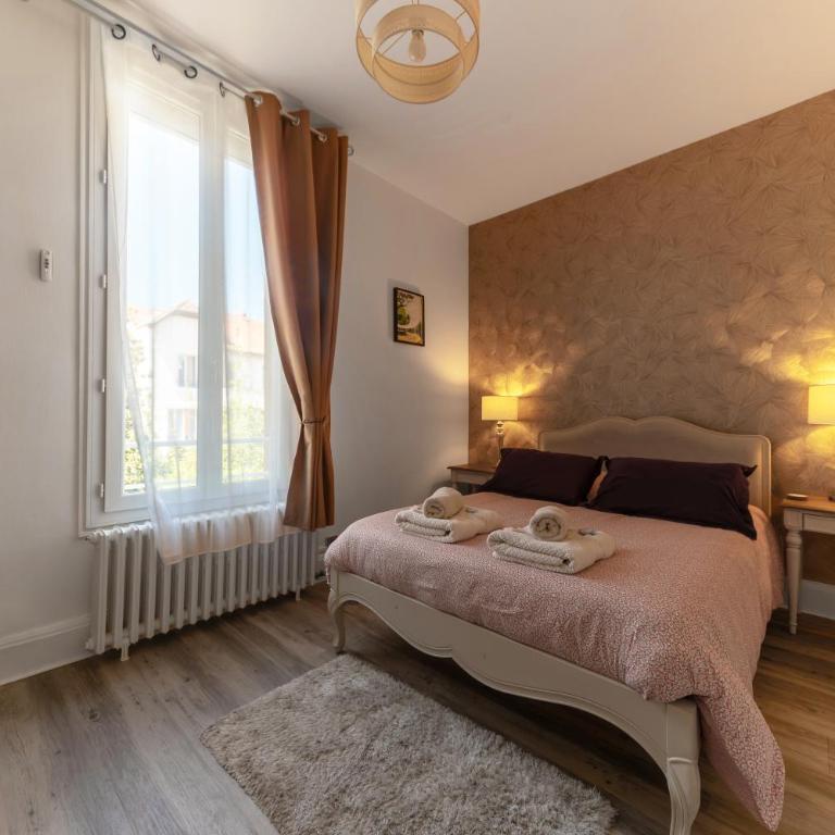 Maison Petillat - Calme en plein centre - 2 chambres 80m2, Wifi - Maison 2 Chambres - 5