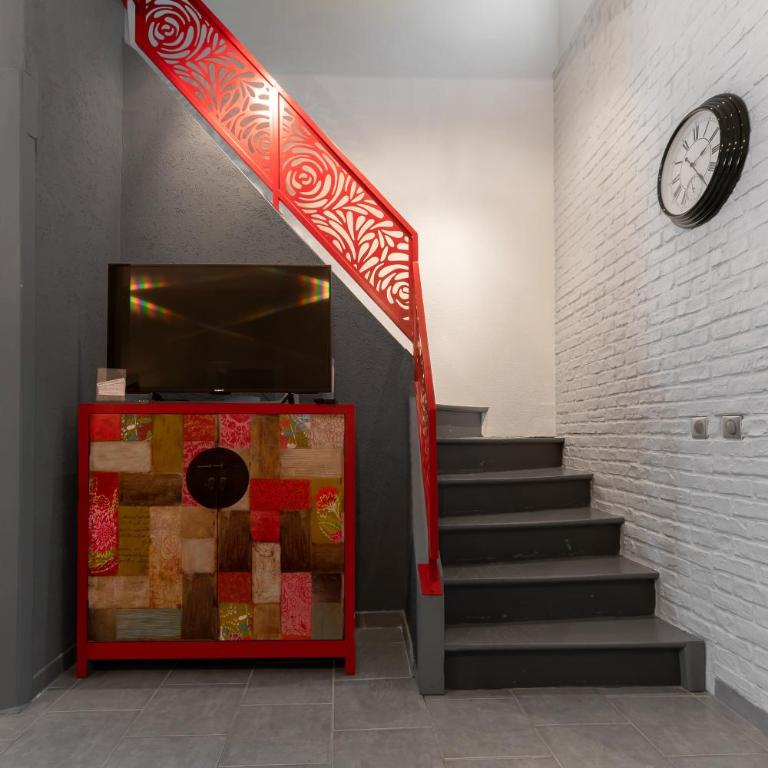 Maison Petillat - Calme en plein centre - 2 chambres 80m2, Wifi - Maison 2 Chambres - 32