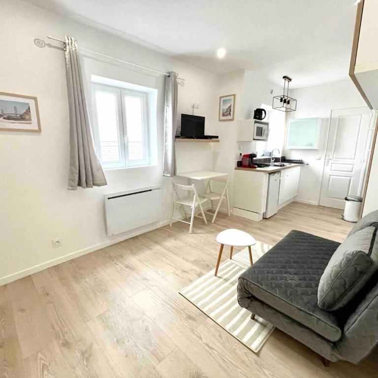 Charmant studio 1 neuf plein centre triangle d'or Deauville! - Monolocale - 2