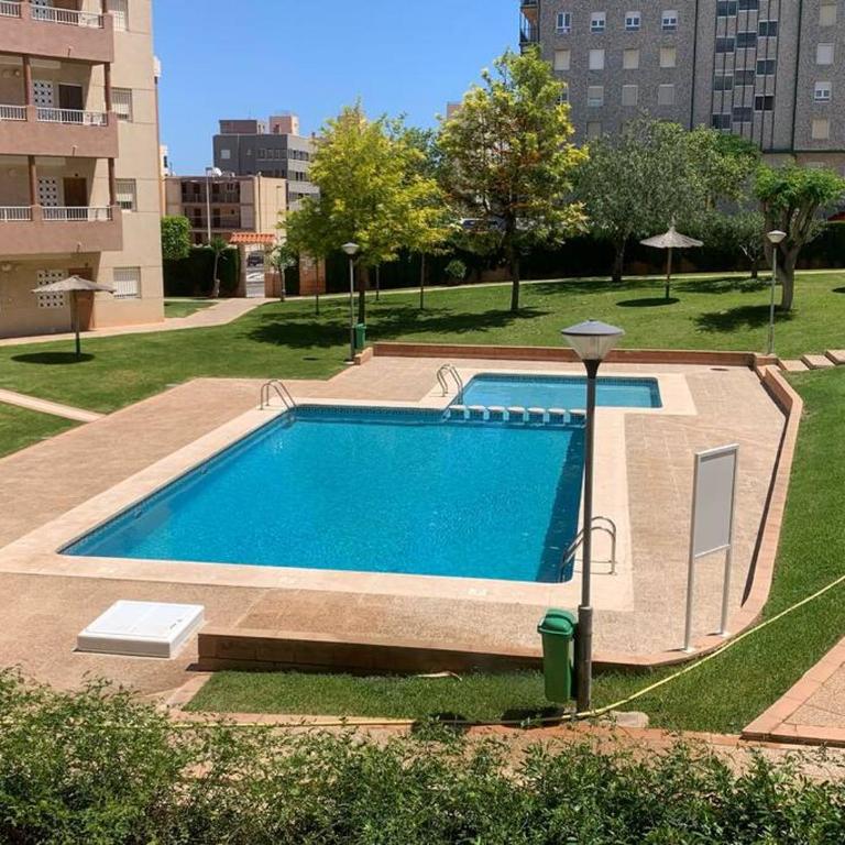 Apartamento renovado cerca de la playa - Apartamento de 2 dormitorios - 1