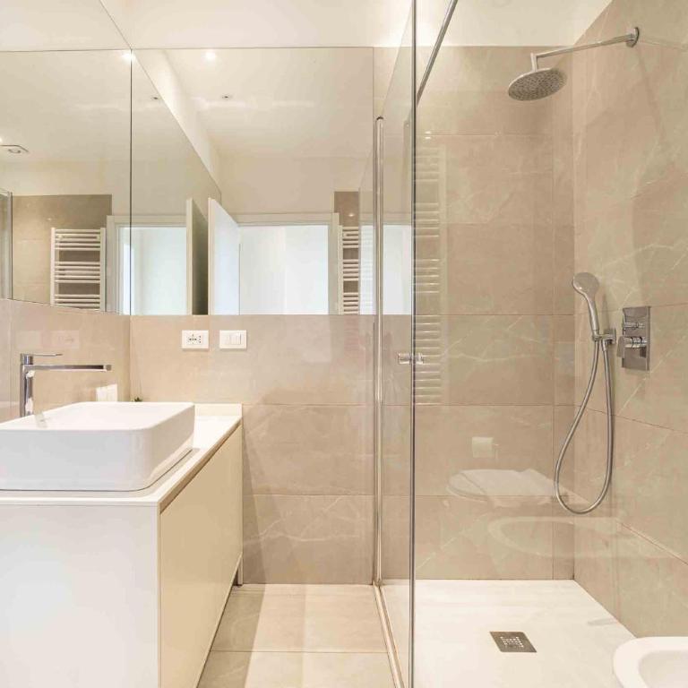 Cute and Central Duomo Apartment - Red - Appartamento con 1 Camera da Letto - 5
