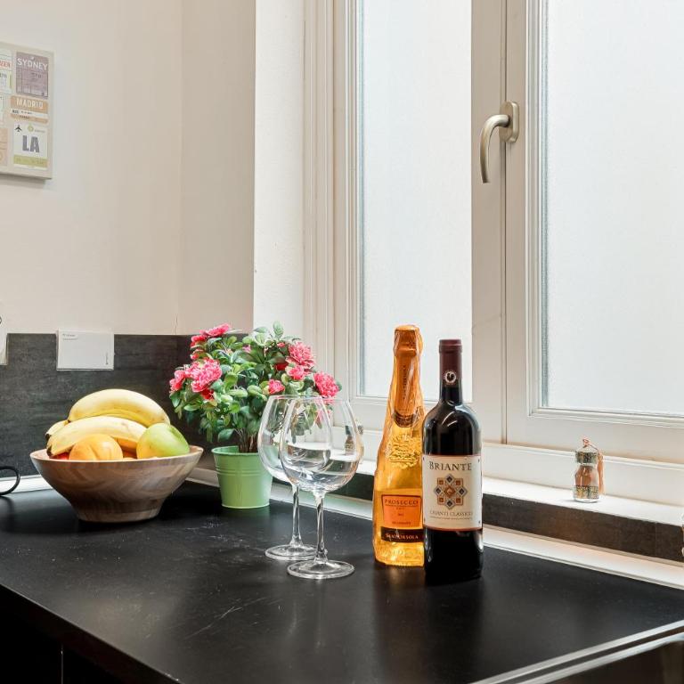 GOLDEN LUXE - Penthouse in Duomo view of Brunelleschi's dome - Three-Bedroom Apartment - 8
