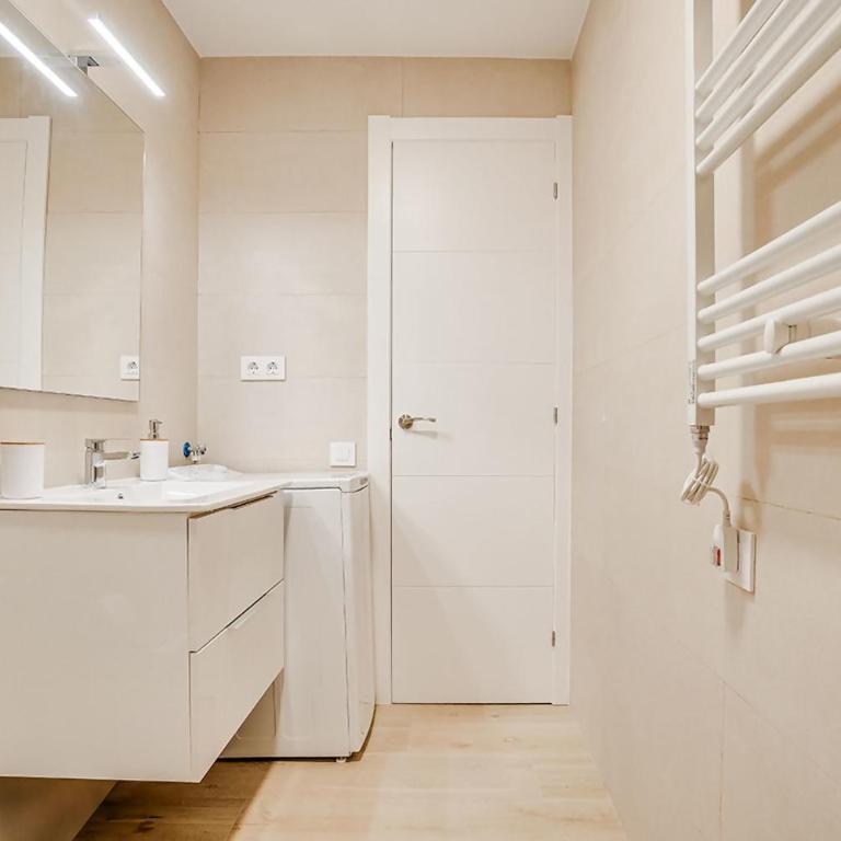 Apartamento Condal 2 - Apartamento de 2 dormitorios - 40