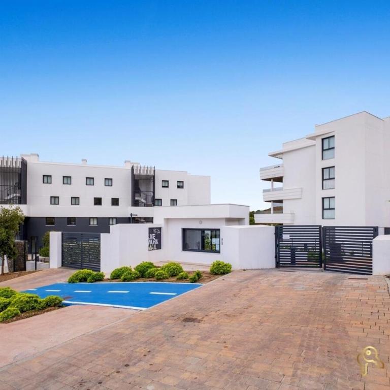 Sea view apartment with garden in Fuengirola - Apartamento de 2 dormitorios - 20