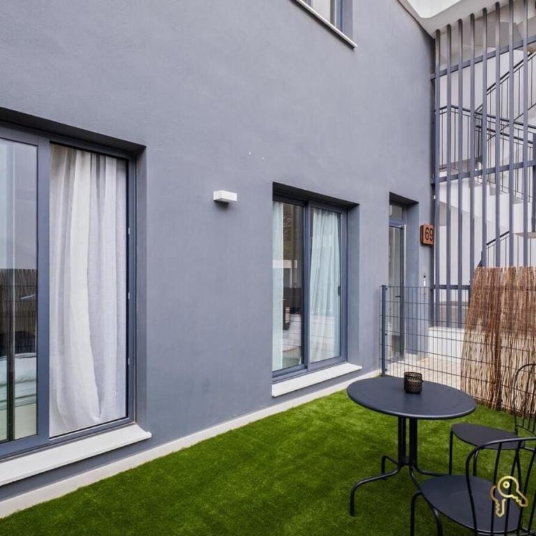 Sea view apartment with garden in Fuengirola - Apartamento de 2 dormitorios - 22