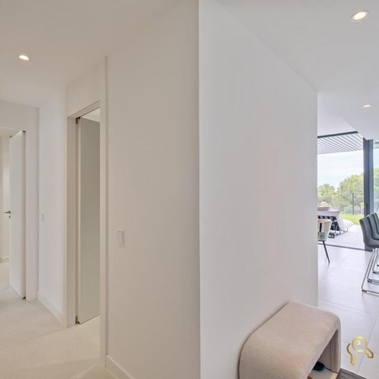 Sea view apartment with garden in Fuengirola - Apartamento de 2 dormitorios - 30