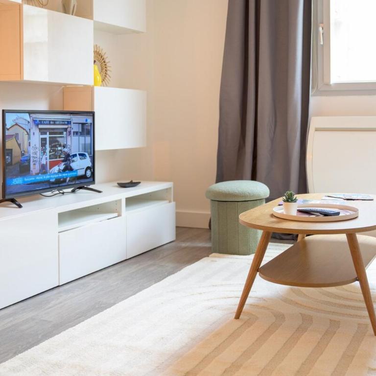 Le 36 Quai -Tours Gare au pied de l'immeuble - Hyper Centre - Monolocale con Divano-Letto - 6