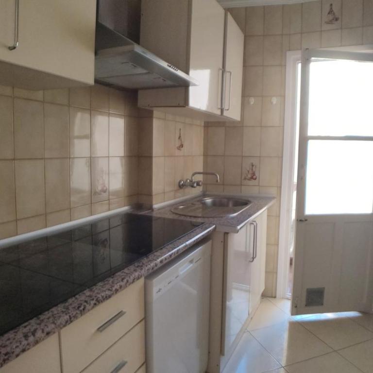 Mercado Central - LA CASA DEL ARBOL - Three-Bedroom Apartment - 10