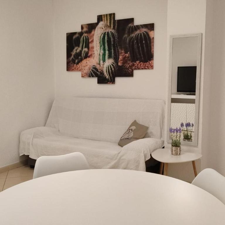 Mercado Central - LA CASA DEL ARBOL - Three-Bedroom Apartment - 16