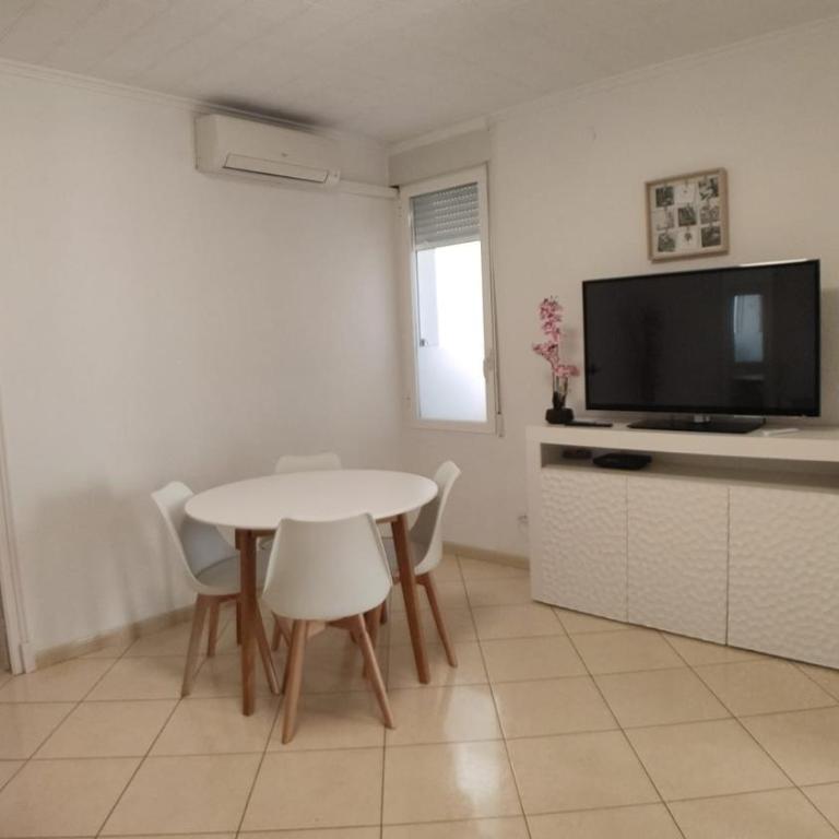 Mercado Central - LA CASA DEL ARBOL - Three-Bedroom Apartment - 20