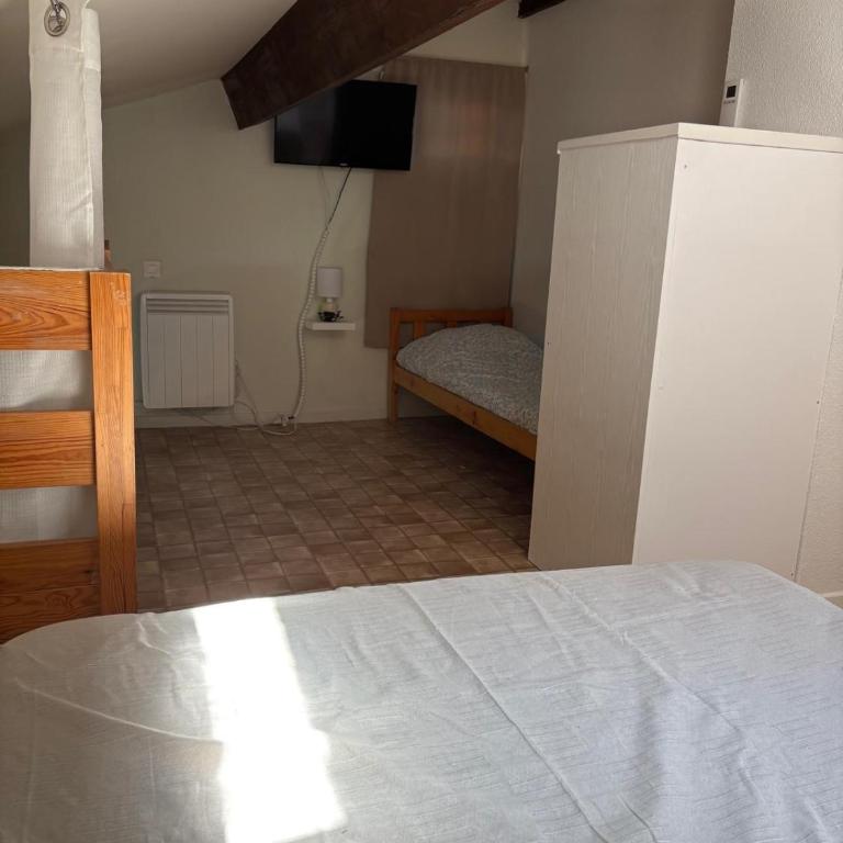 Maison climatisee proche plage avec piscine - Apartment - 7