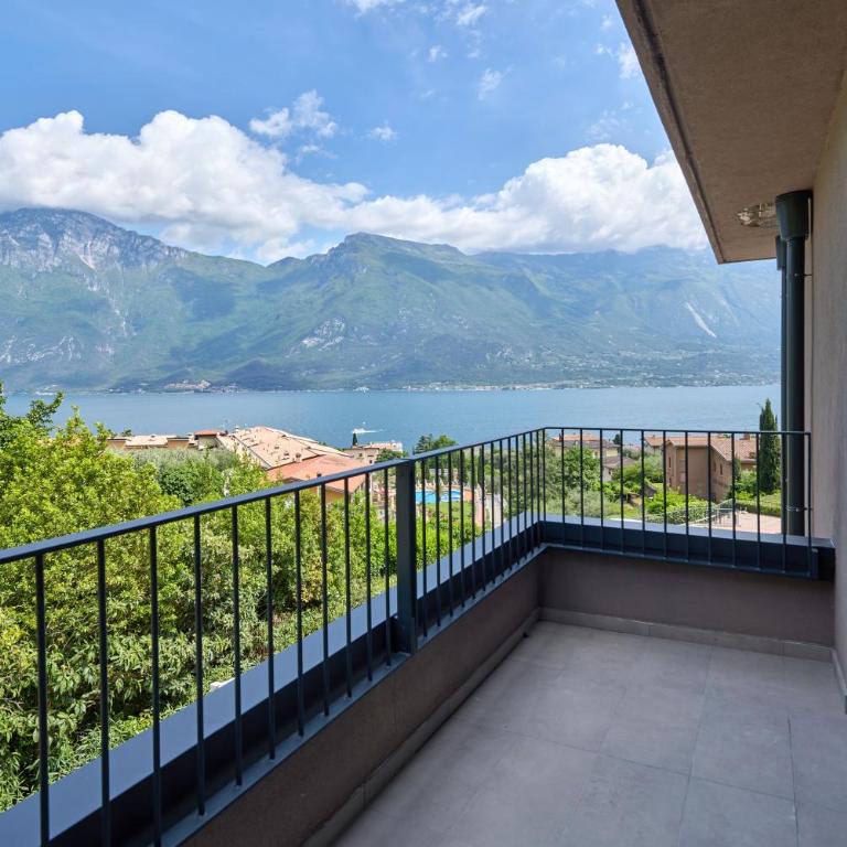 Hotel Royal Village - Junior Suite con Vista Lago - 1