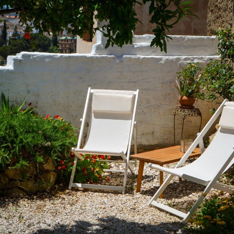 City Central Studio +Private Garden +Amazing View - Estudio con vistas a las montañas - 28