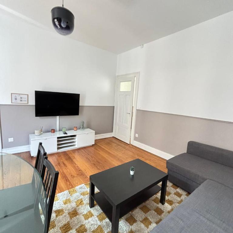 Soh Rent Appartement 3 proche gare et Centre de Strasbourg TV Wifi - Balcon - Apartment - 1
