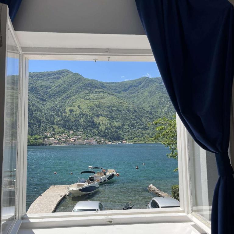 Savić Apartments - Two-Bedroom Apartment with Balcony and Sea View - 8