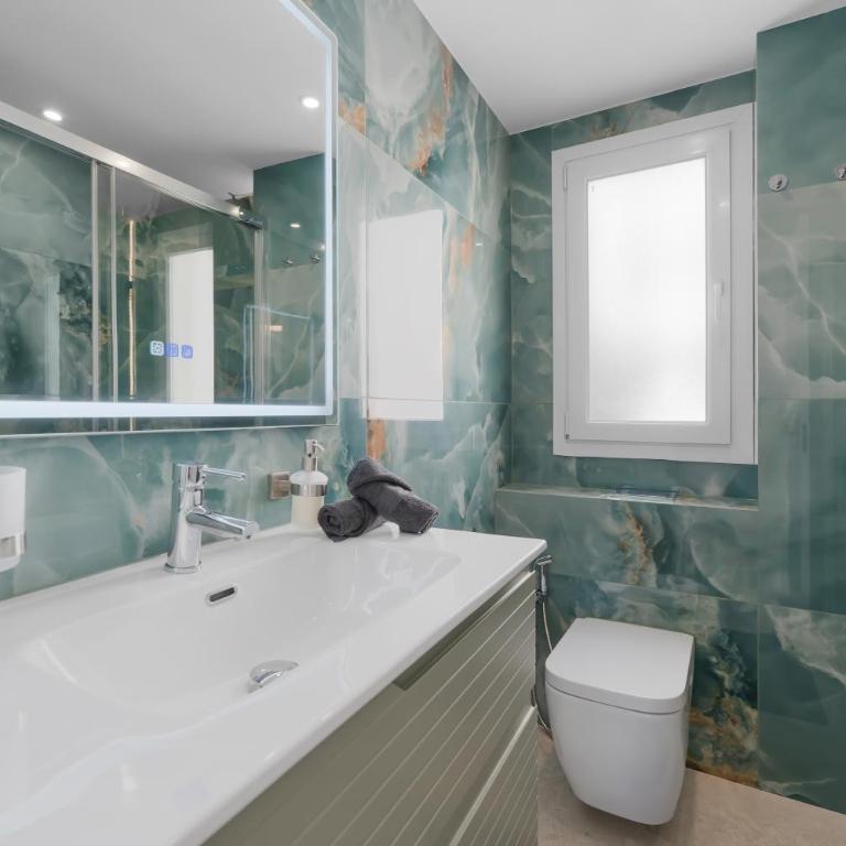 Lale Verde - Modern 2BR with sea views, 2 pools and garage - Apartamento de 2 dormitorios con balcón y vistas al mar - 6