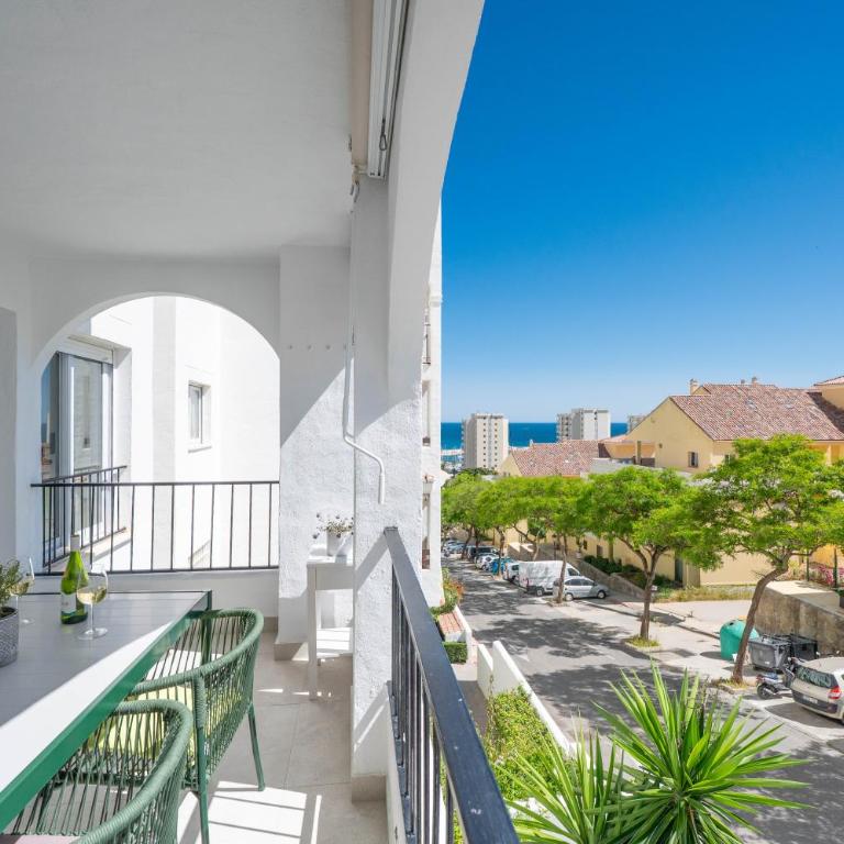 Lale Verde - Modern 2BR with sea views, 2 pools and garage - Apartamento de 2 dormitorios con balcón y vistas al mar - 20