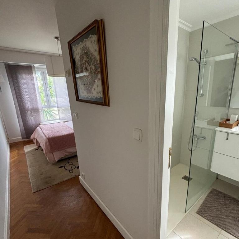 Apartamento con estilo con estacionamiento gratuito - Apartamento Familiar de 2 dormitorios - 12