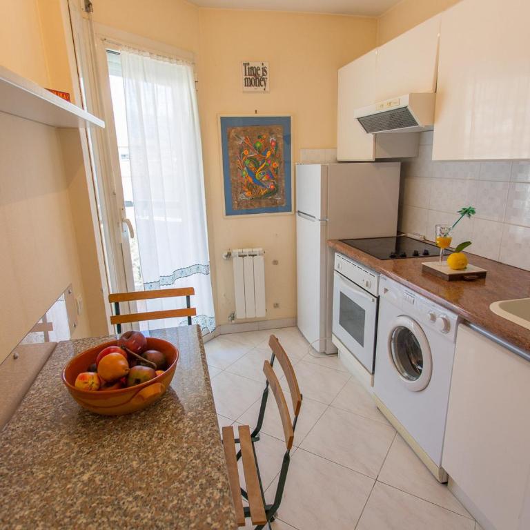 Grand 2P climatisé, terrasse, parking, centre Menton, commerces & plages à pied - FR-1-196-189 - Apartment (4 Adults) - 6