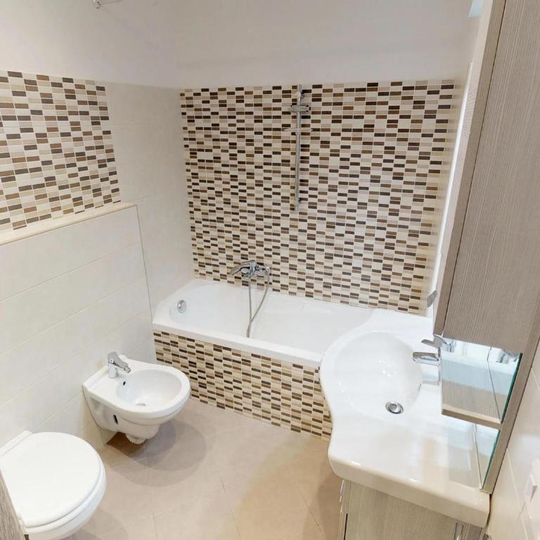 Menton: Charmant 3P avec Terrasse, Parking, Proche Plages et Centre - FR-1-196-230 - Appartement (5 Adultes) - 10