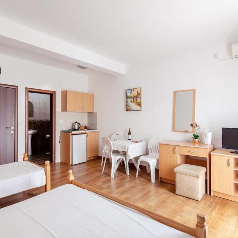 Apartmani Franeta Budva - Standardni Apartman - 6