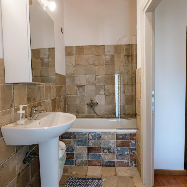 Atlante - Double Room with Private Bathroom - 2