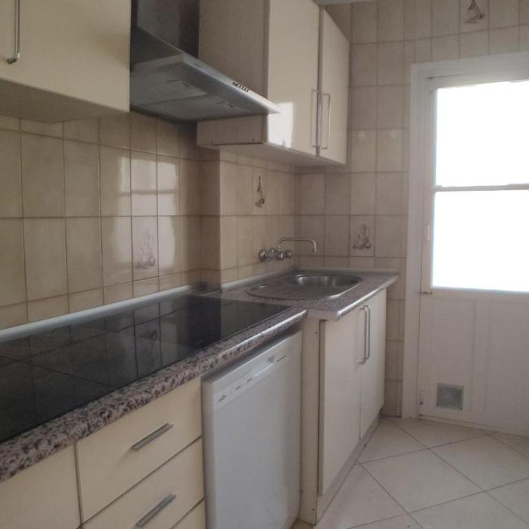 Mercado Central - LA CASA DEL ARBOL - Three-Bedroom Apartment - 6