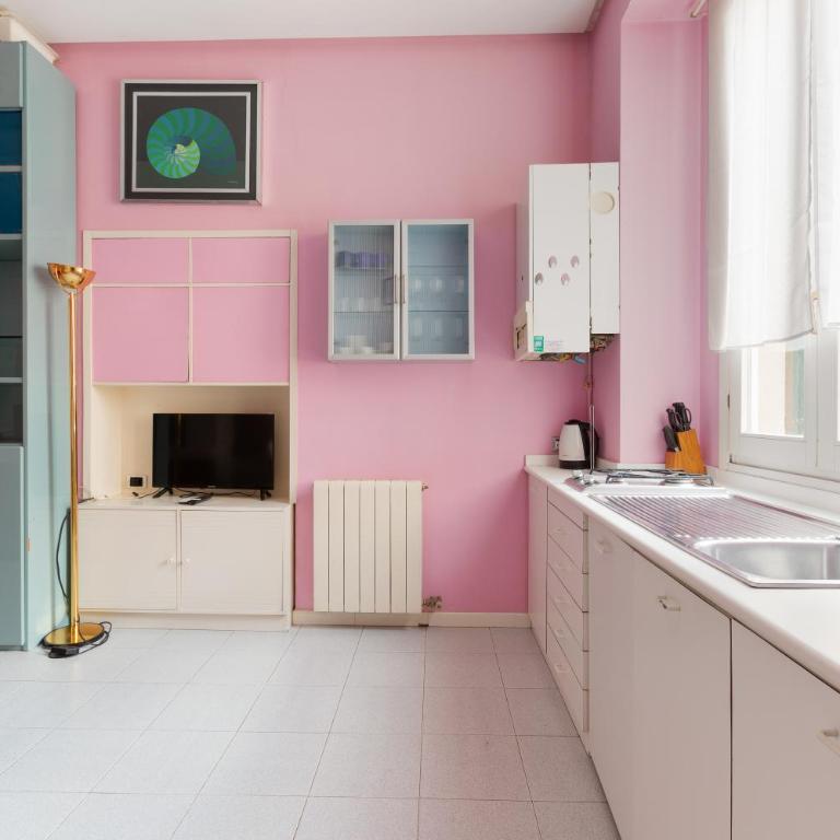 GuestHost - Isola Cosy Pink Studio Apt - Monolocale - 7