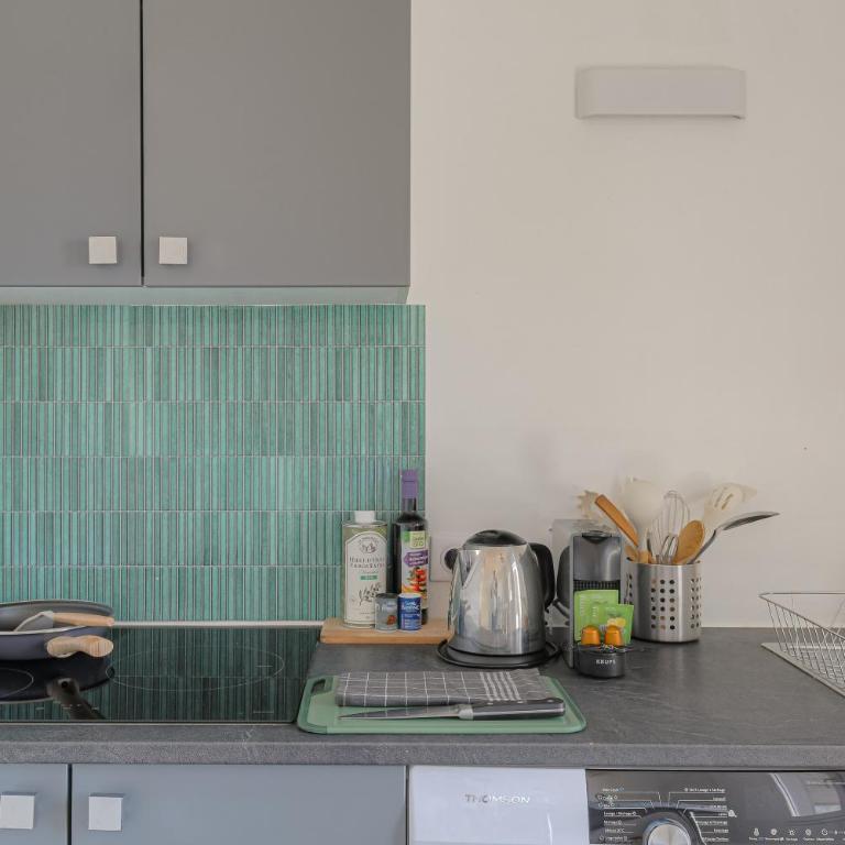Le Pipet - T2 avec terrasse, vue, à deux pas du théâtre antique - Appartement 1 Chambre - 22