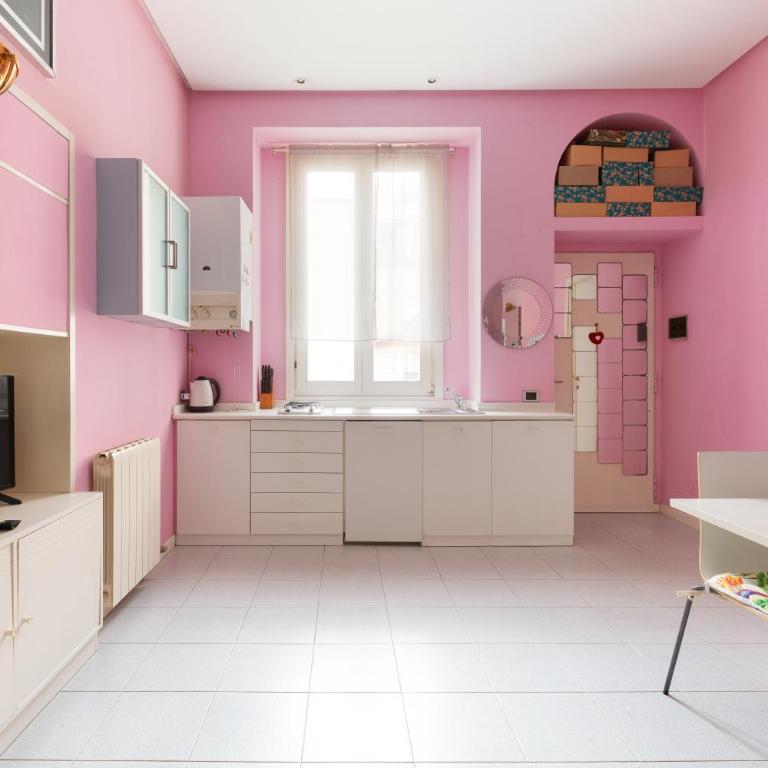 GuestHost - Isola Cosy Pink Studio Apt - Monolocale - 4