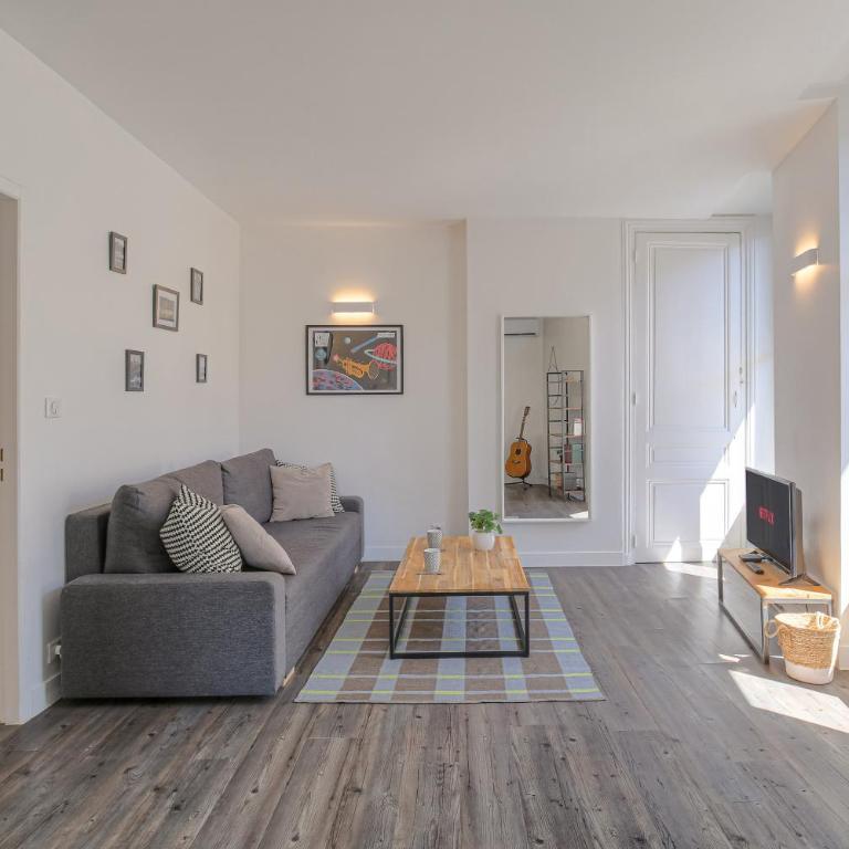 Le Pipet - T2 avec terrasse, vue, à deux pas du théâtre antique - Appartement 1 Chambre - 1
