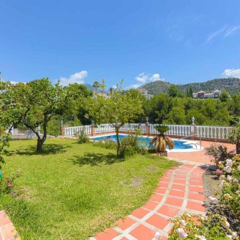Villa Aroha - Huge Villa, Sea Views & 2 pools - Villa - 39