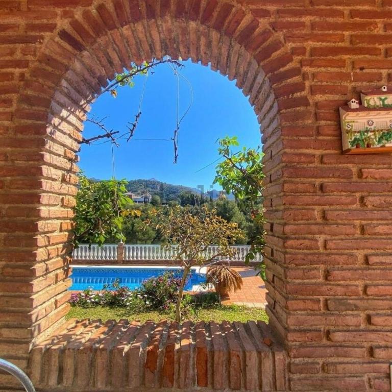 Villa Aroha - Huge Villa, Sea Views & 2 pools - Villa - 79