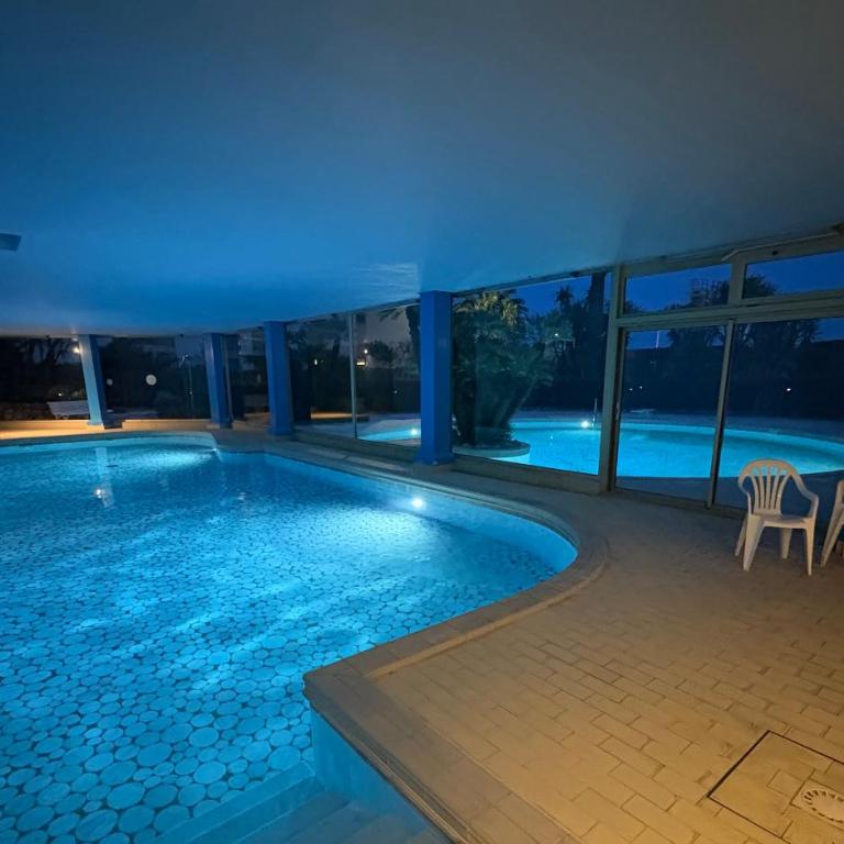 Appartement vue & front de mer, piscines, 55M2 2Pièces - Apartment mit 1 Schlafzimmer - 34