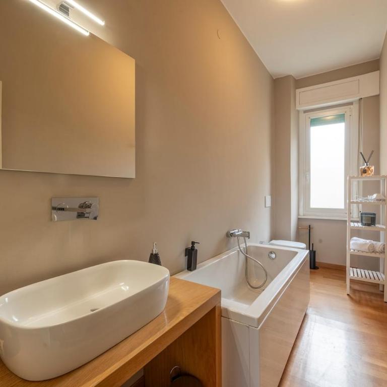Luxury Center - Next to the Sea- Aria condizionata - Free Parking - Appartamento con 3 Camere da Letto - 12